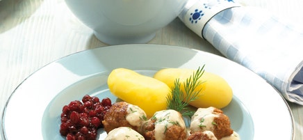 Köttbullar (schwedische Hackbällchen)