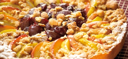 Herbstobstkuchen mit Zimtstreuseln