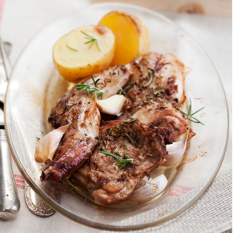 Foto Kaninchen aus dem Ofen mit Rosmarin und Senf von WW