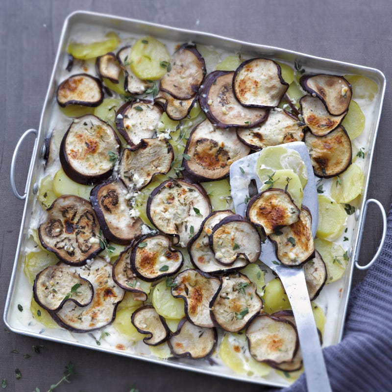 Auberginengratin mit cremigem Ziegenkäse
