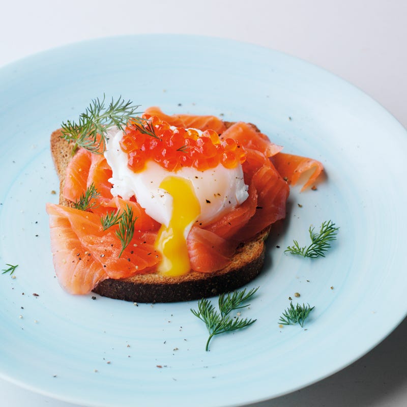 Foto Pochierte Eier auf Lachs mit Forellenkaviar von WW