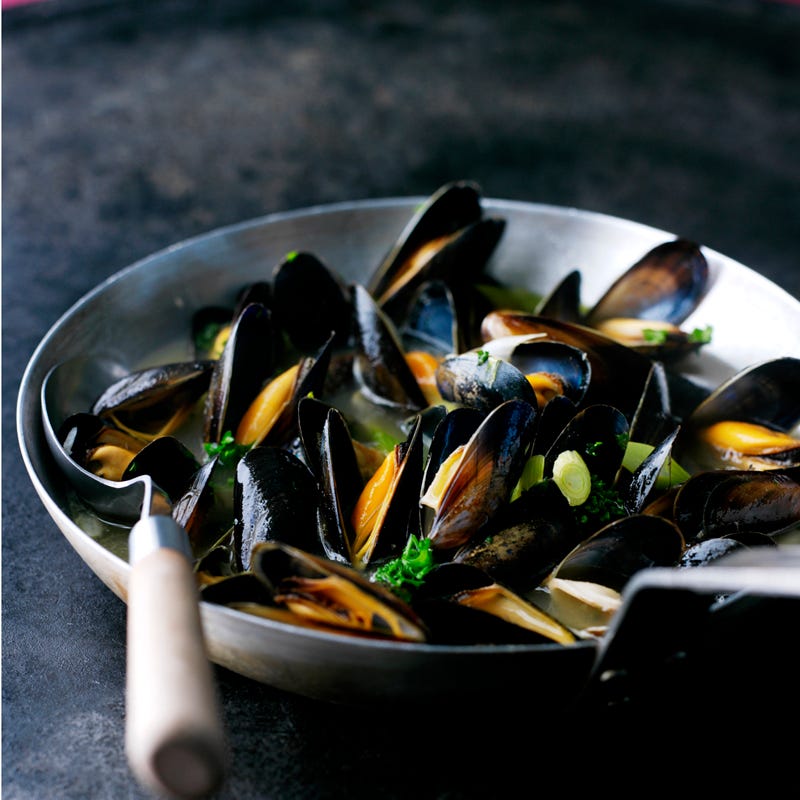 Foto Muscheln mit Frühlingszwiebeln und Knoblauch von WW
