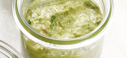 Bärlauch-Walnuss-Pesto