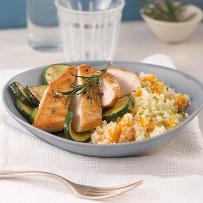 Foto Rosmarinhuhn mit Mango-Pistazien-Couscous von WW