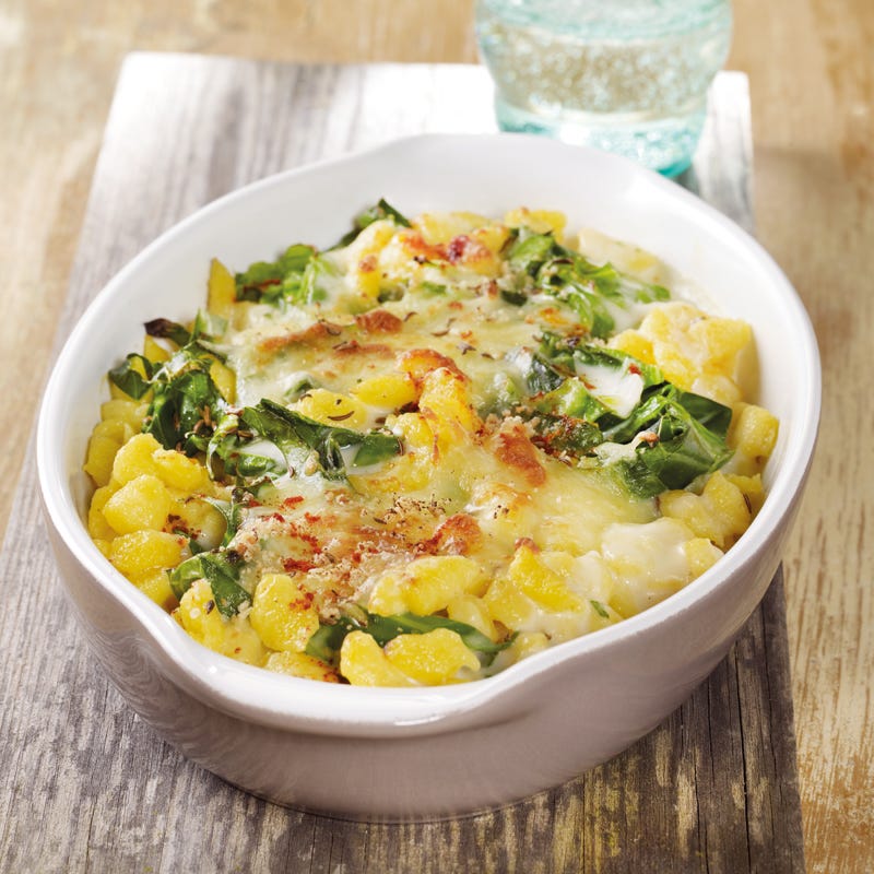 Foto Spitzkohl-Spätzle-Auflauf mit Nusskruste von WW