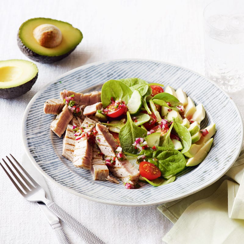 Photo of Tuna, avocado & spinach salad by WW