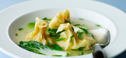 Crabmeat & prawn wonton soup