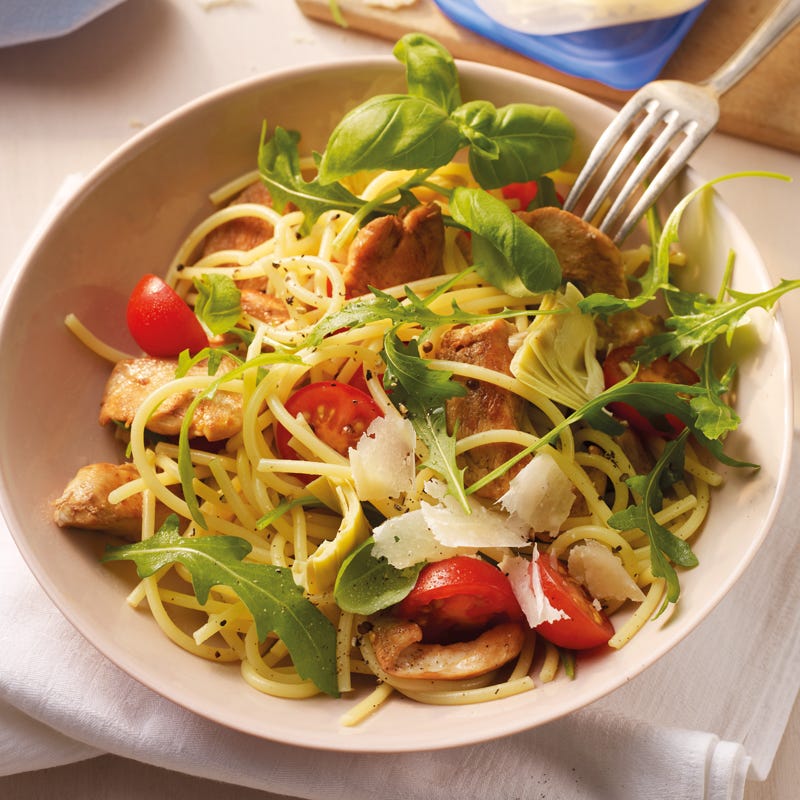 Foto Spaghettisalat mit Balsamicohähnchen und Parmesan von WW