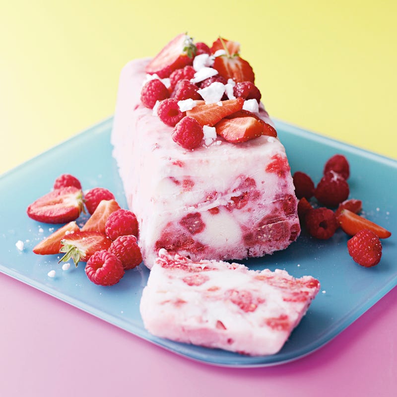 Sommerbeeren-Eisterrine
