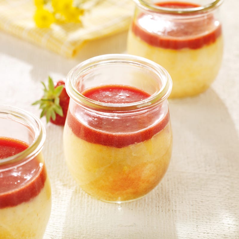 Foto Quarkflammeris mit Erdbeerspiegel von WW