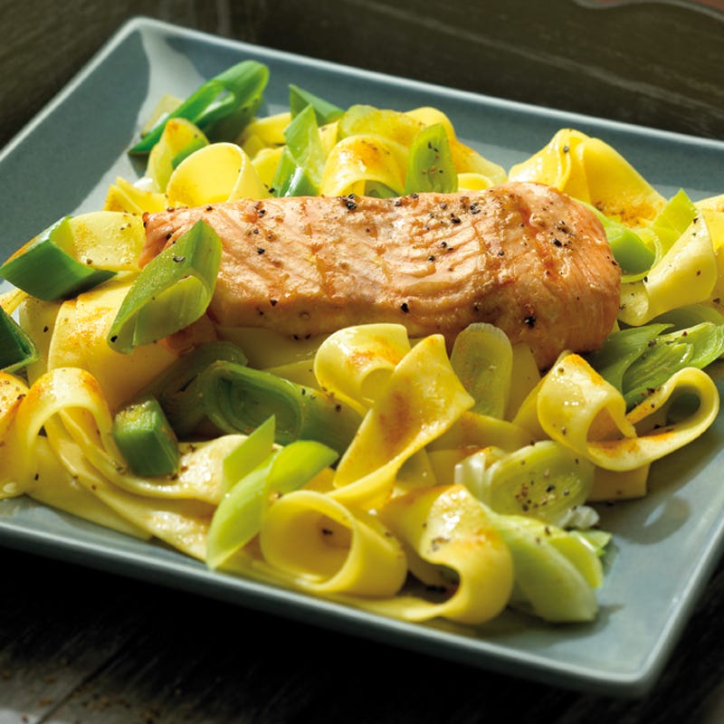 Foto Lachs mit Lauchnudeln von WW