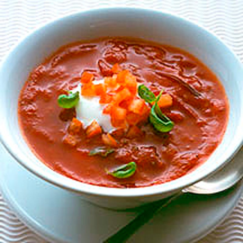Photo of Speedy tomato and basil soup by WW