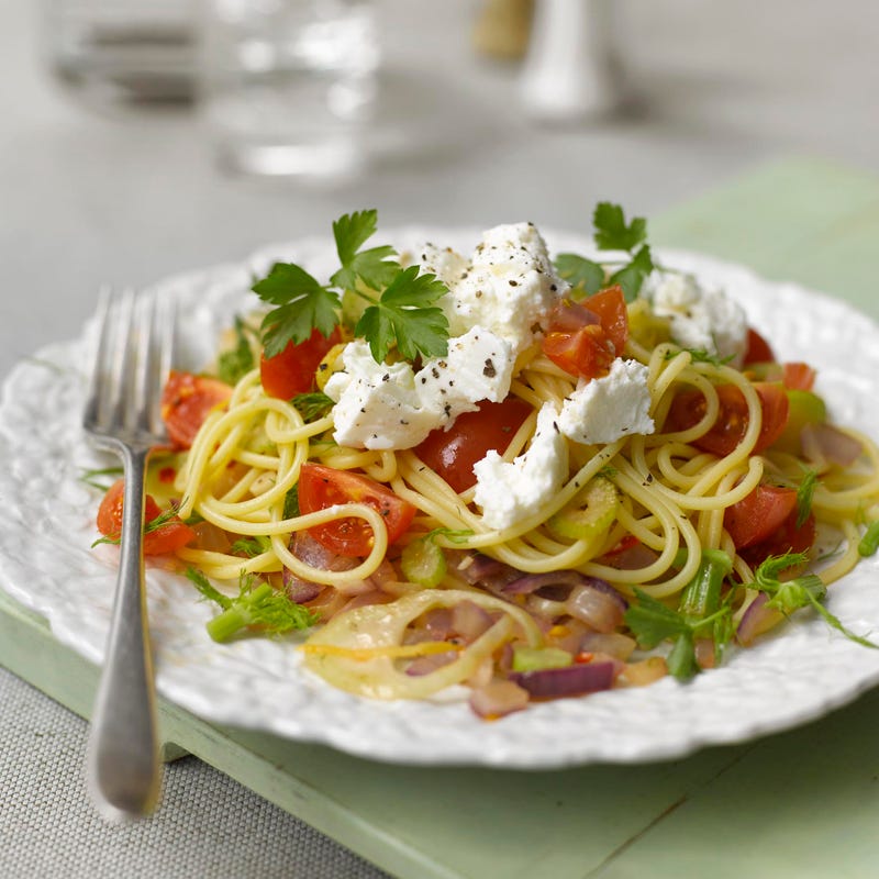 Foto Spaghetti mit Fenchel-Tomaten-Sauce und Ricotta von WW
