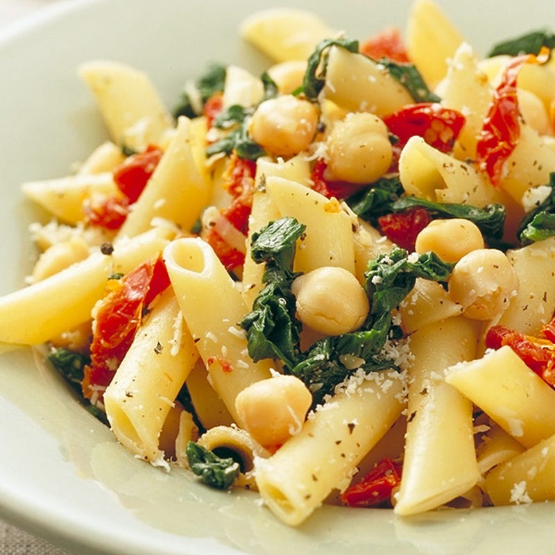 Foto Penne mit getrockneten Tomaten, Kichererbsen und Spinat von WW