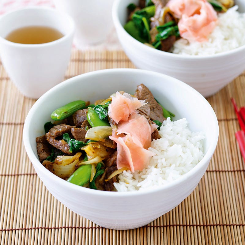 Foto Japanisch mariniertes Rinderfilet mit grünem Gemüse von WW