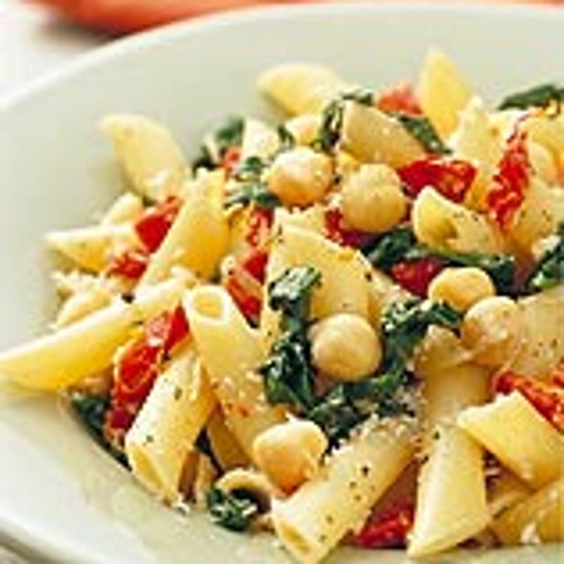 Photo of Penne with spinach and sun-dried tomatoes by WW