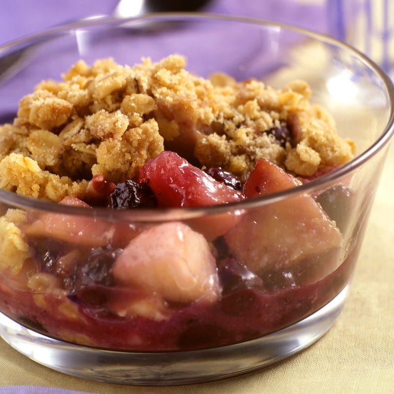 Photo de Compote aux poires et bleuets avec garniture streusel à l'avoine par WW