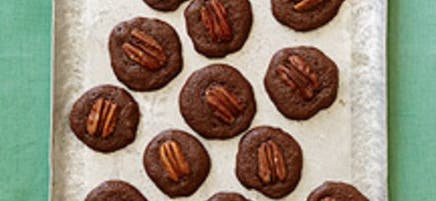 Chocolate-Pecan Thins