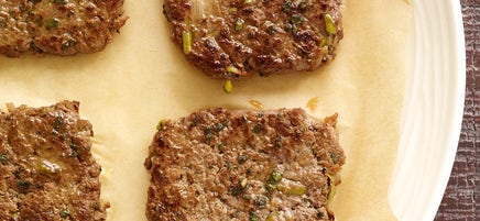 Galettes de saucisse de gibier pour le petit déjeuner