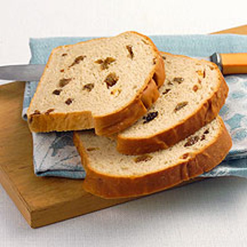 Photo of Old Fashioned Molasses Raisin Bread by WW