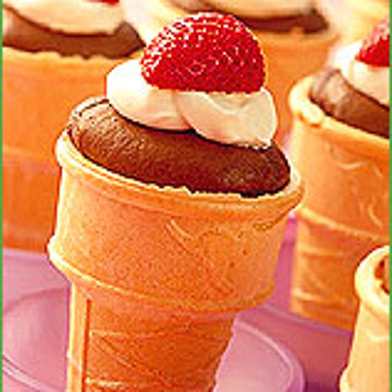 Photo of Chocolate-Strawberry Cupcake Cones by WW