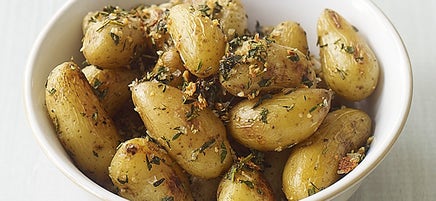 Roasted Fingerling Potatoes with Herbs and Garlic