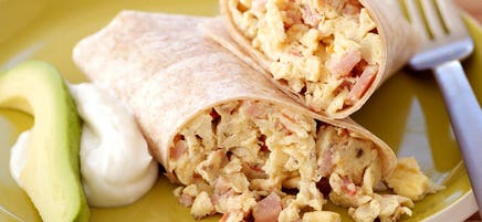 Egg and bacon breakfast burritos