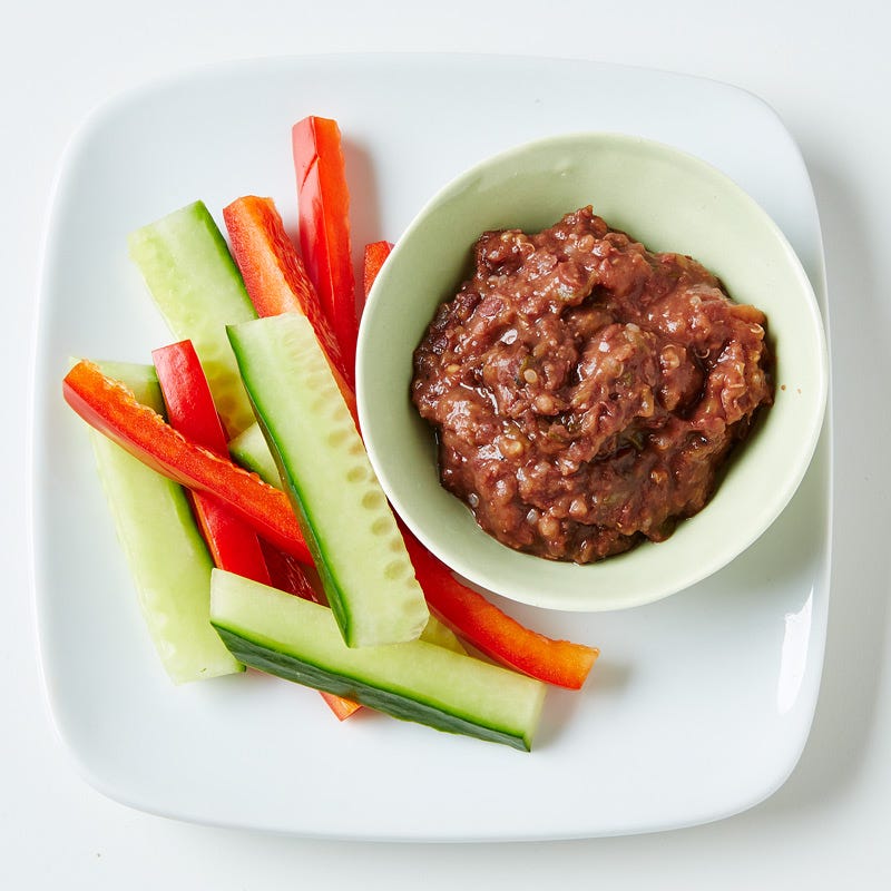 Trempette aux haricots noirs avec crudités