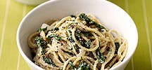 Spaghetti with Creamy Spinach Sauce