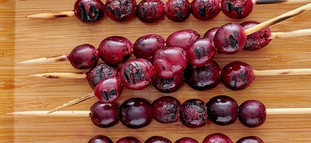Grilled grapes