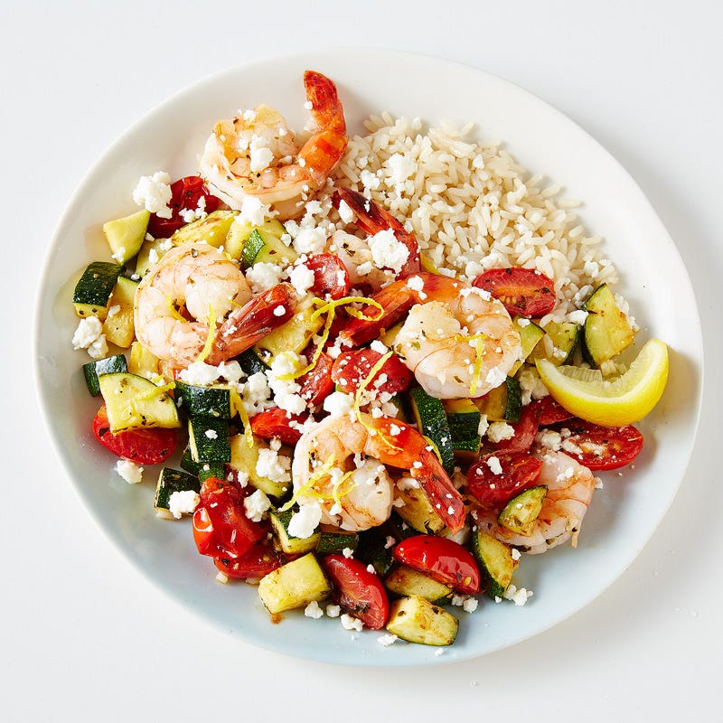 Photo de Sauté de crevettes et de légumes à la grecque avec riz par WW