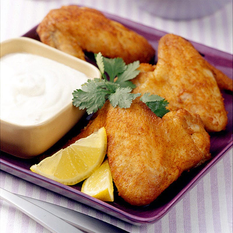 Photo de Ailes de poulet Buffalo avec trempette au fromage bleu par WW