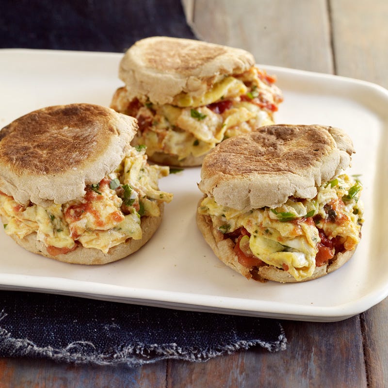 Photo de Sandwiches aux œufs brouillés mexicains par WW