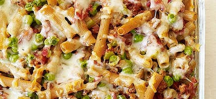 Ziti au four avec saucisses à la dinde
