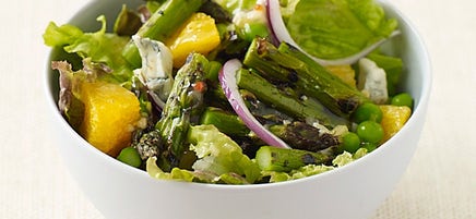 Salade aux asperges grillées