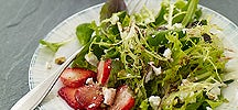 Spring salad with strawberries and goat cheese