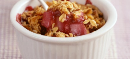 Pear and Berry Crumble