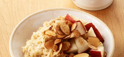 Gruau aux amandes et à la poire