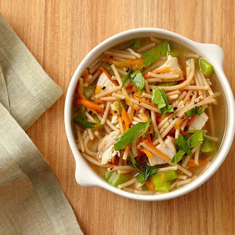 Soupe de nouilles au poulet rapide