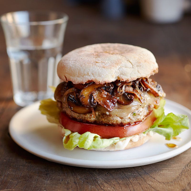 Photo de Burgers à la dinde et au fromage suisse avec champignons et aïoli par WW