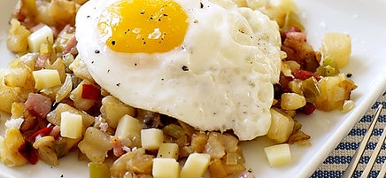 Breakfast poutine