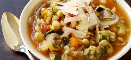 Soupe à l’orge et aux légumes à l’italienne