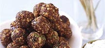 Turkish Meatballs with a Cucumber-Yogurt Dipping Sauce