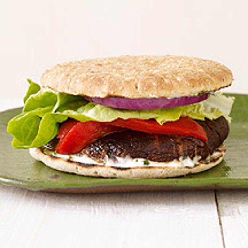 Photo of Grilled portobello burger with basil mayo by WW