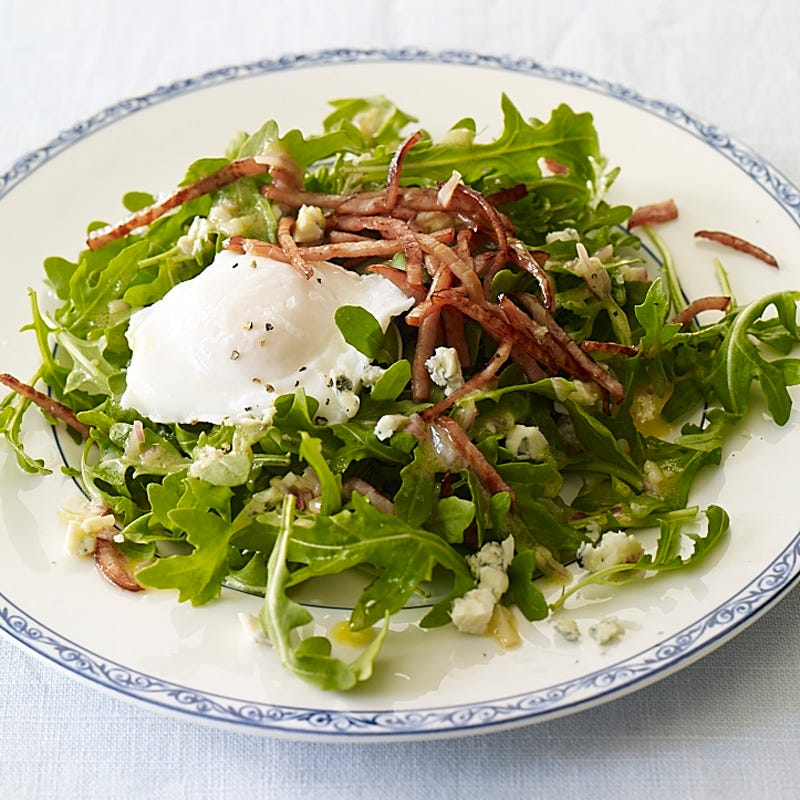 Photo de Salade de roquette avec bacon de dos croustillant, fromage bleu et œuf par WW