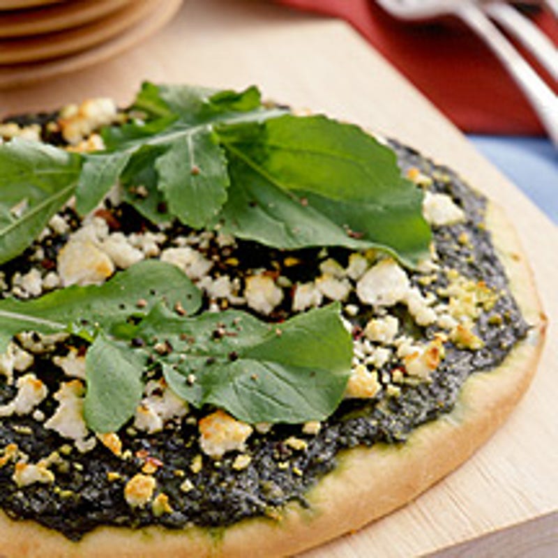 Photo of Basil, arugula and goat cheese pizza by WW
