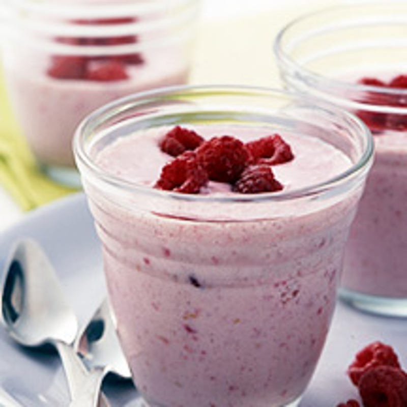 Photo of Creamy berry-lemon cooler by WW