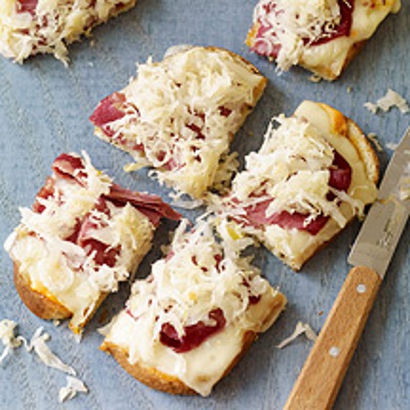 Photo of Reuben Bites by WW