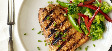 Omble de l’Arctique grillé au sésame, soya et gingembre