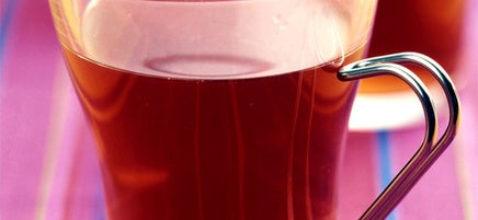 Cidre chaud aux pommes et canneberges